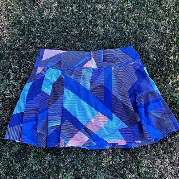Athleta Blue Electric Geo Sport Skirt Skort Size Small - Picture 1 of 6